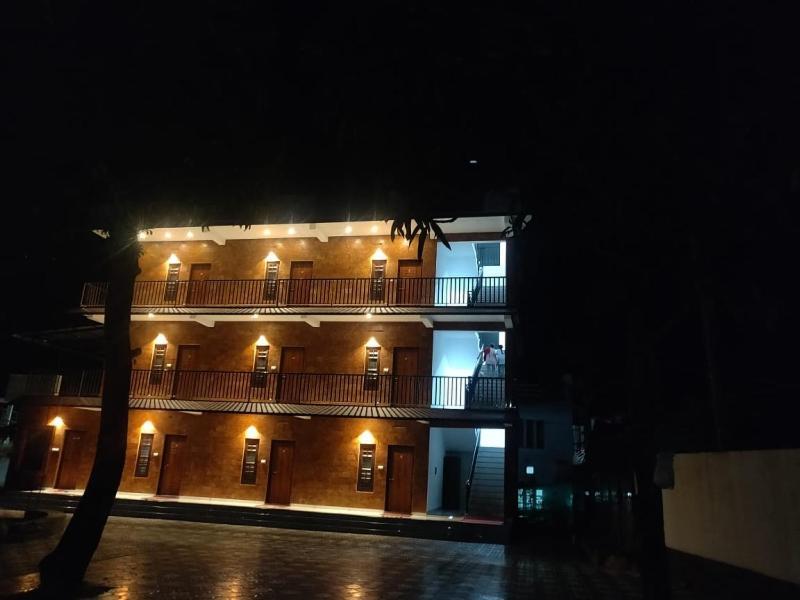 Dolphin Enclave Service Studio Apartments 칼파타 외부 사진