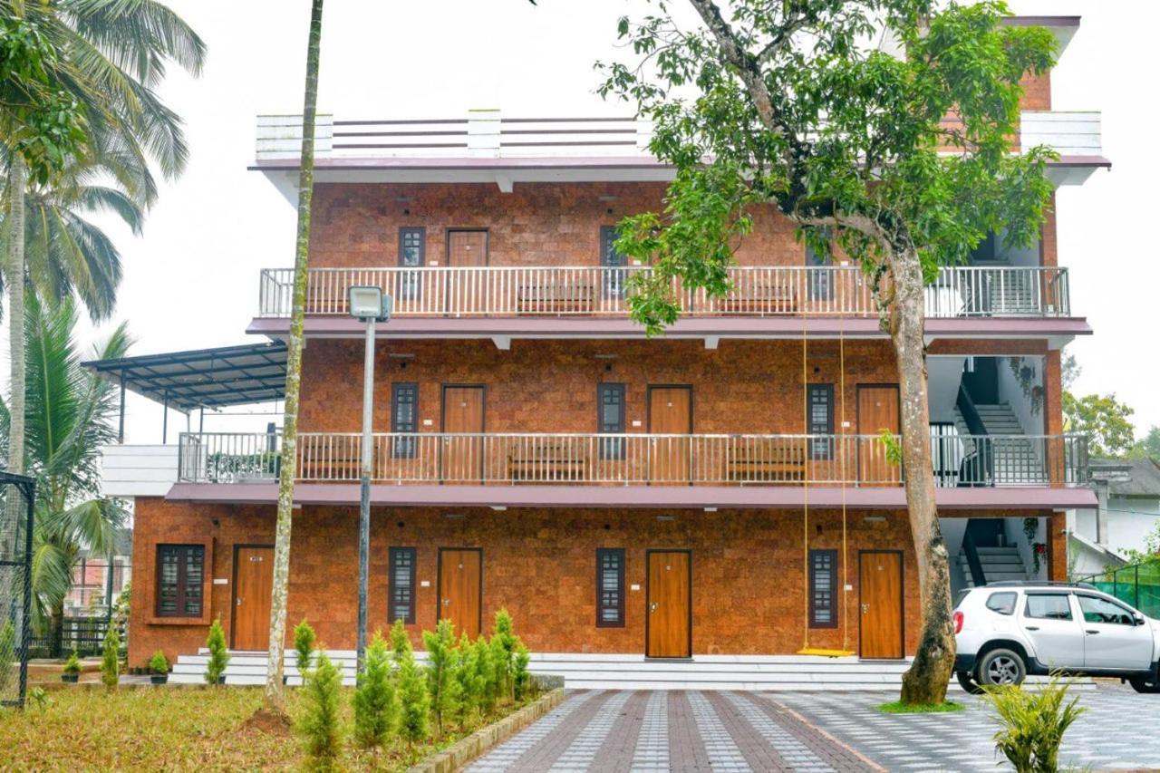 Dolphin Enclave Service Studio Apartments 칼파타 외부 사진