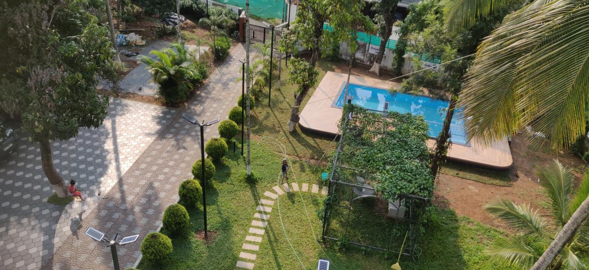 Dolphin Enclave Service Studio Apartments 칼파타 외부 사진