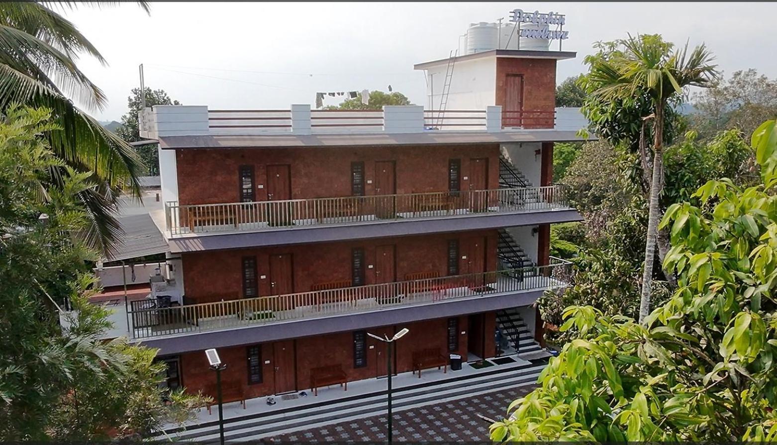 Dolphin Enclave Service Studio Apartments 칼파타 외부 사진